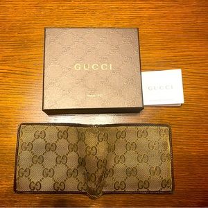 Gucci Men’s Bifold Wallet